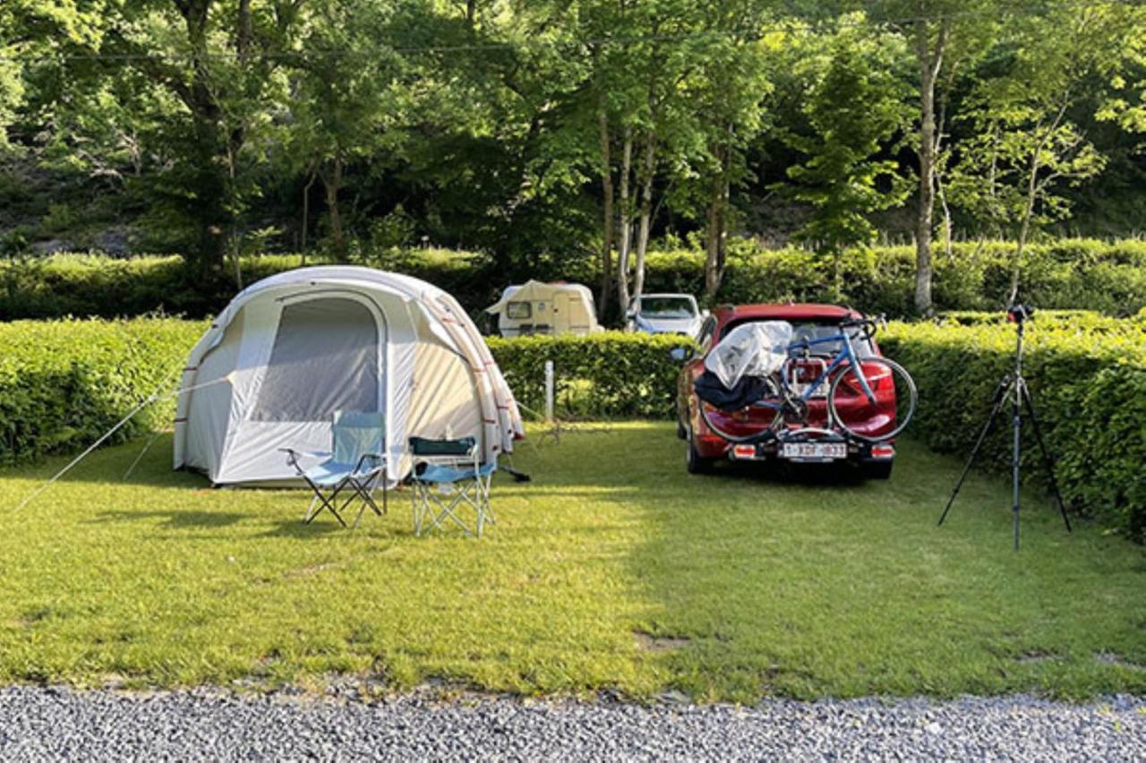 Ardenne Camping Maboge ラ・ロシュ・アン・アルデンヌ エクステリア 写真